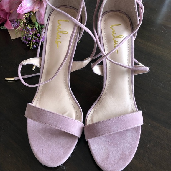 Lulus heels size 8 - Picture 2 of 2
